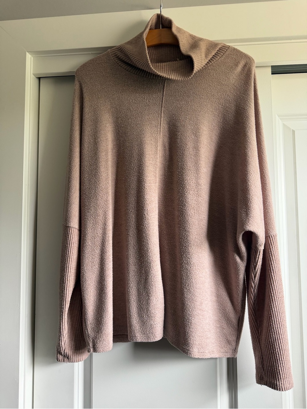 Women's Taupe Turtleneck Sweater Size Large